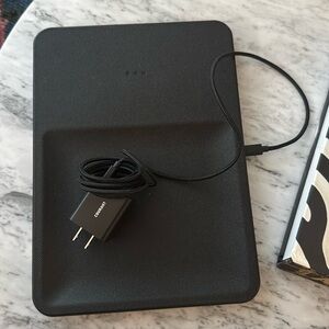 Courant wireless charging catch all